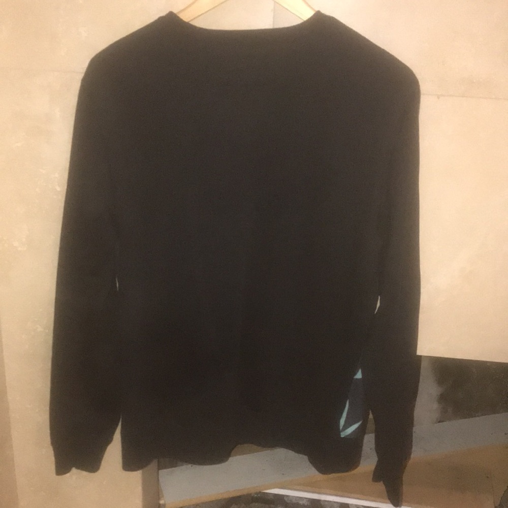 Sweater - Picture 3 of 3